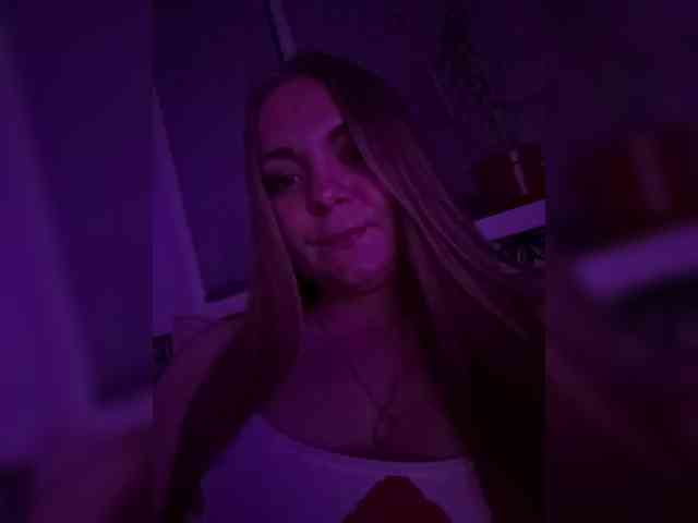 leila17 webcam