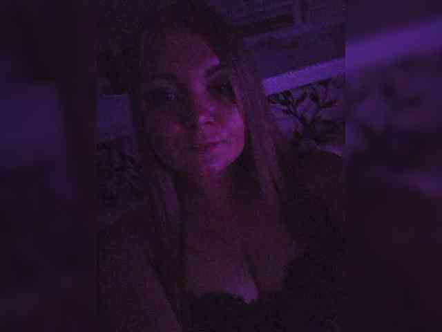 leila17 webcam