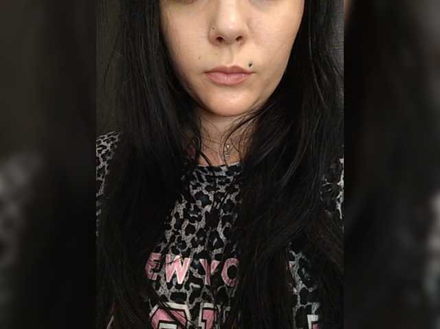 Fifine live cam on BongaCams