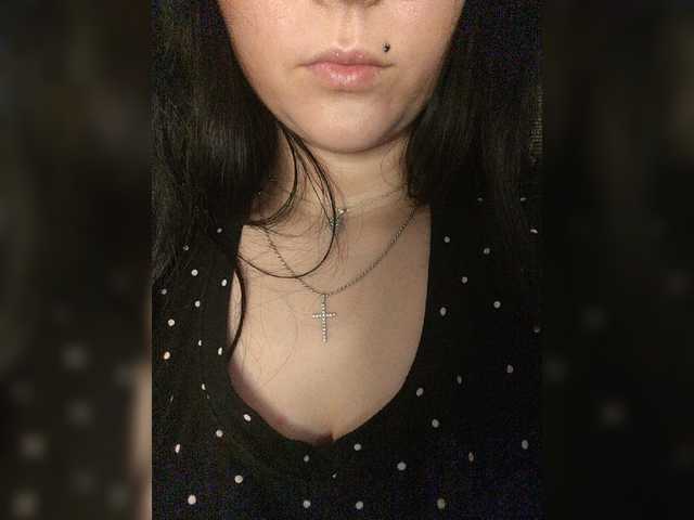 Fifine live cam on BongaCams