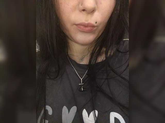 Fifine live on BongaCams