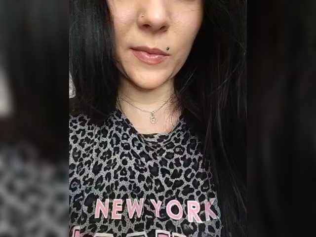 Fifine live cam on BongaCams