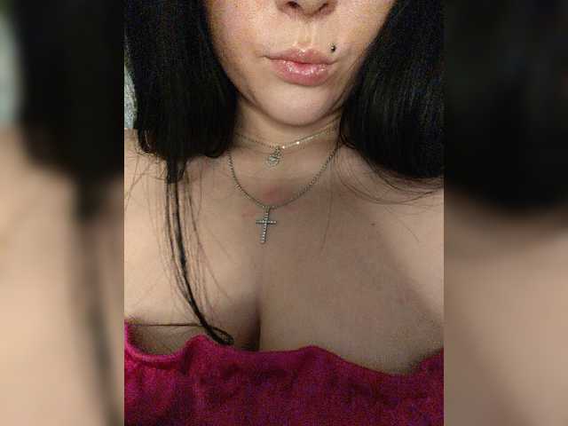 Fifine live cam on BongaCams