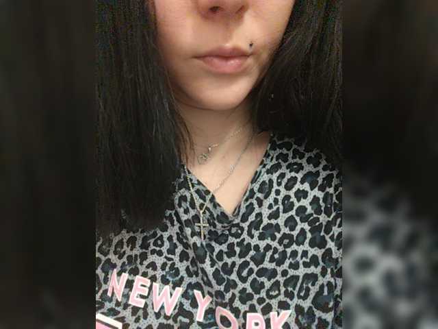 Fifine live cam on BongaCams