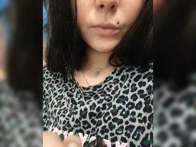 Fifine live cam on BongaCams