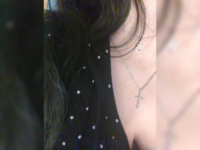 Fifine live cam on BongaCams