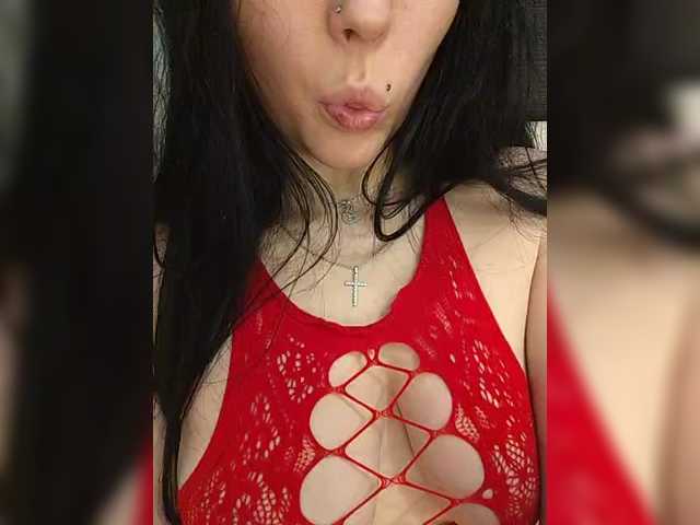 Fifine live cam on BongaCams