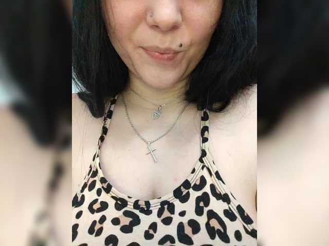 Fifine live cam on BongaCams
