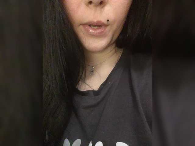 Fifine live cam on BongaCams