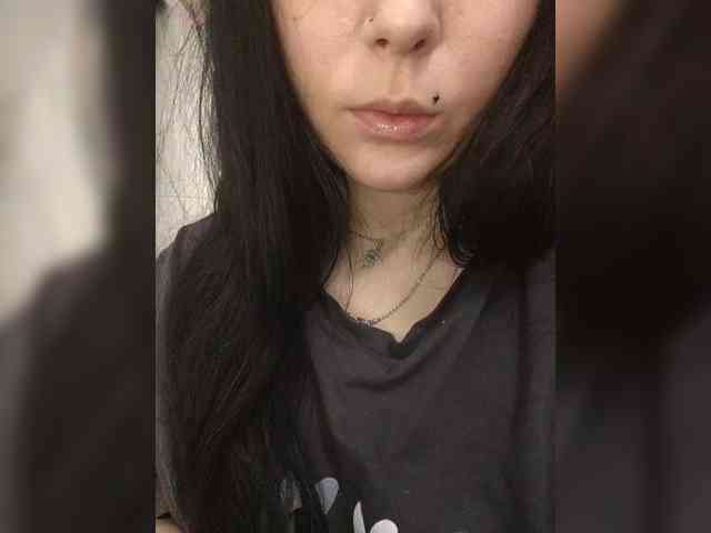 CLeoPatRa7777 webcam