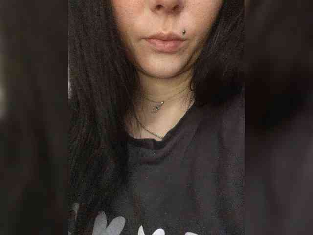 CLeoPatRa7777 webcam