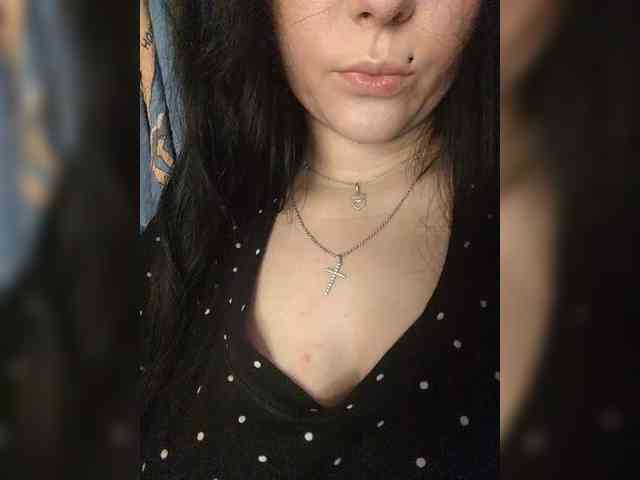 CLeoPatRa7777 webcam