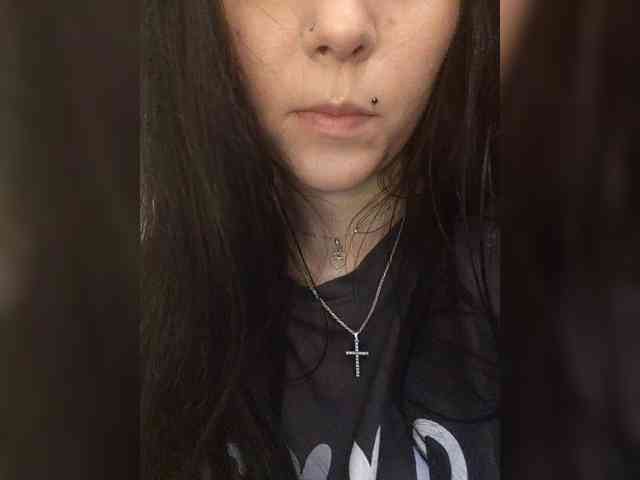 CLeoPatRa7777 webcam