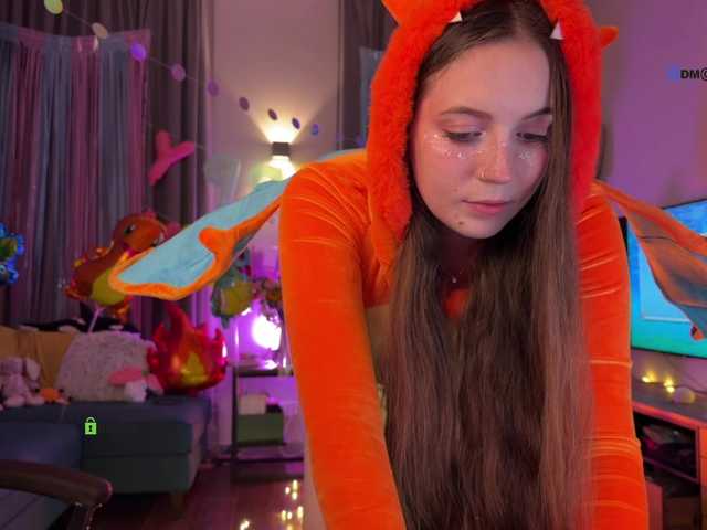 LissaSkarlet live webcam show