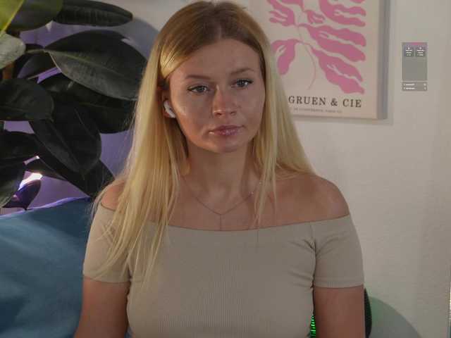 kartinkaa live cam on BongaCams