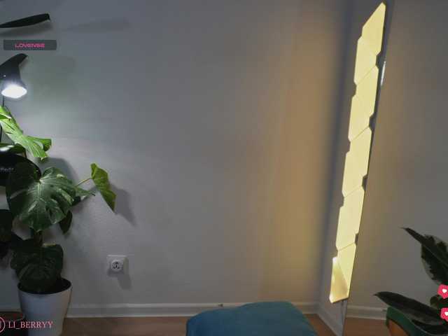 Li_Berry live cam preview