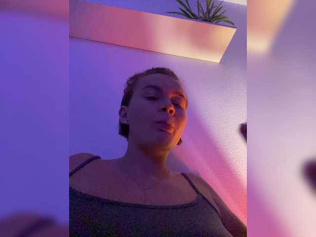 kartinkaa live cam on BongaCams