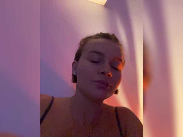 kartinkaa live cam on BongaCams