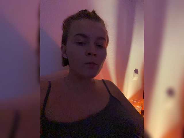 kartinkaa live cam on BongaCams
