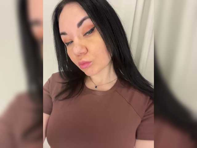 LiLCaTt's BongaCams show and profile