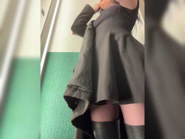 LiLCaTt's BongaCams show and profile