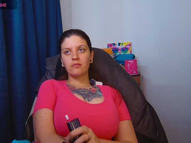 ann-mikele live cam on BongaCams