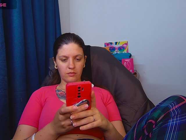 ann-mikele live cam on BongaCams