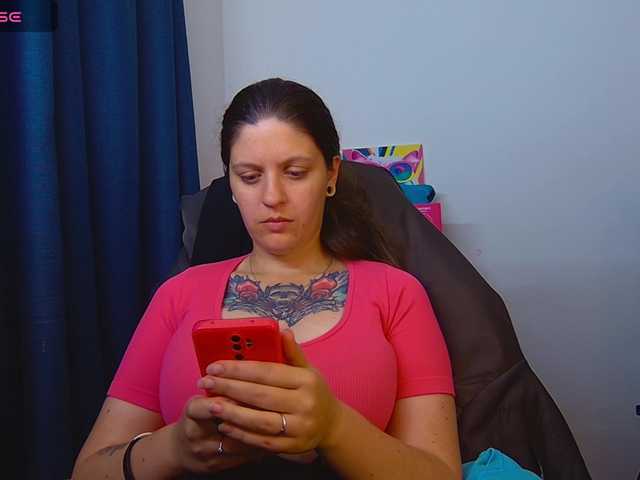 ann-mikele live cam on BongaCams