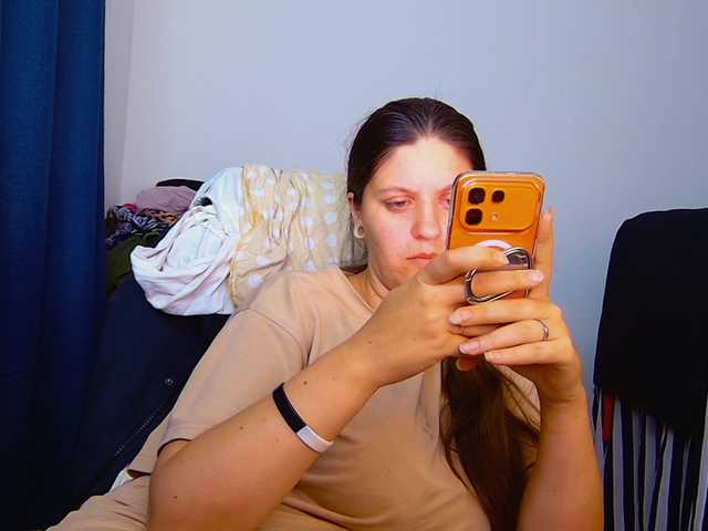 ann-mikele live cam on BongaCams