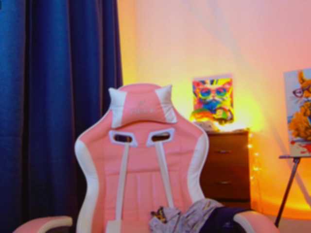 go to chat with ann-mikele