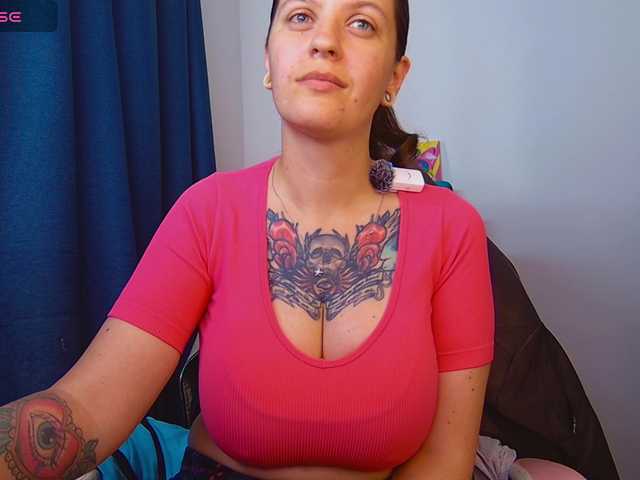 ann-mikele live cam on BongaCams