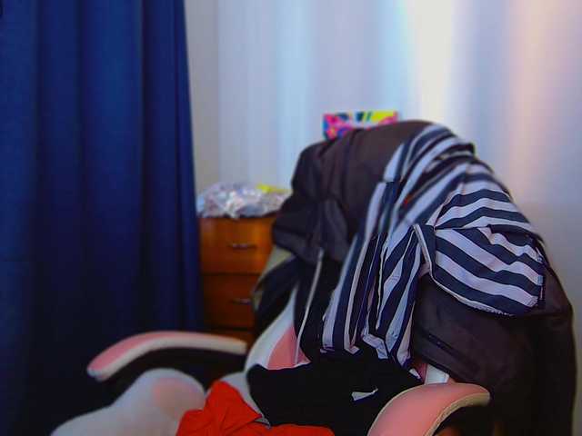 ann-mikele live cam on BongaCams
