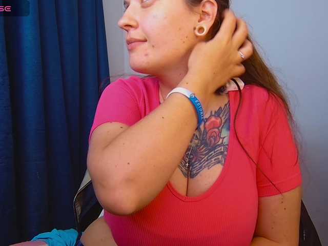 ann-mikele live cam on BongaCams