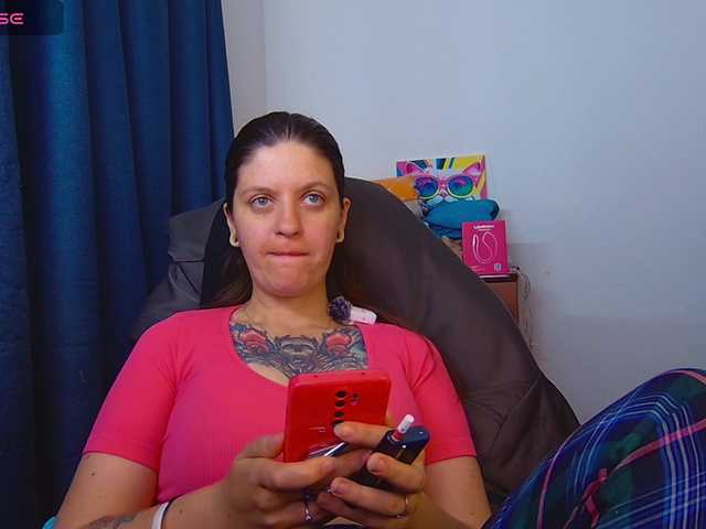 ann-mikele live cam on BongaCams
