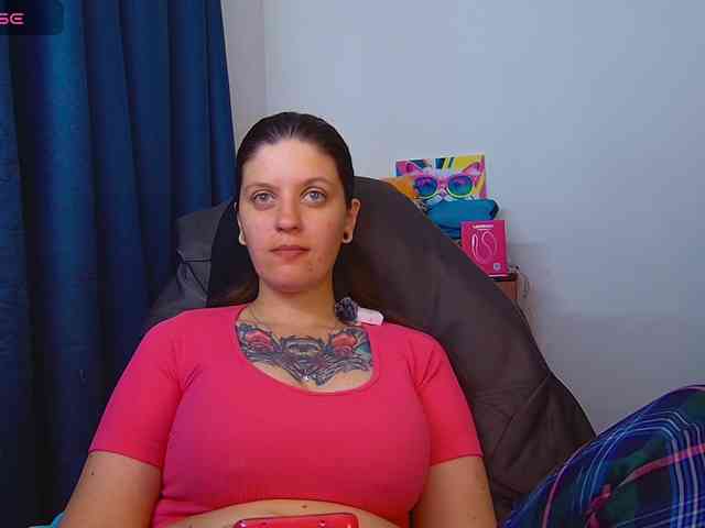 ann-mikele webcam