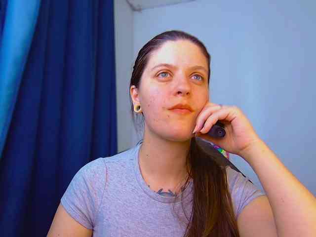 ann-mikele webcam