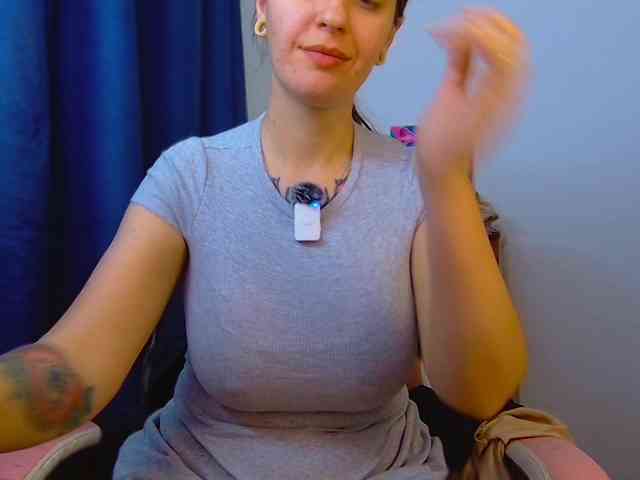 ann-mikele webcam