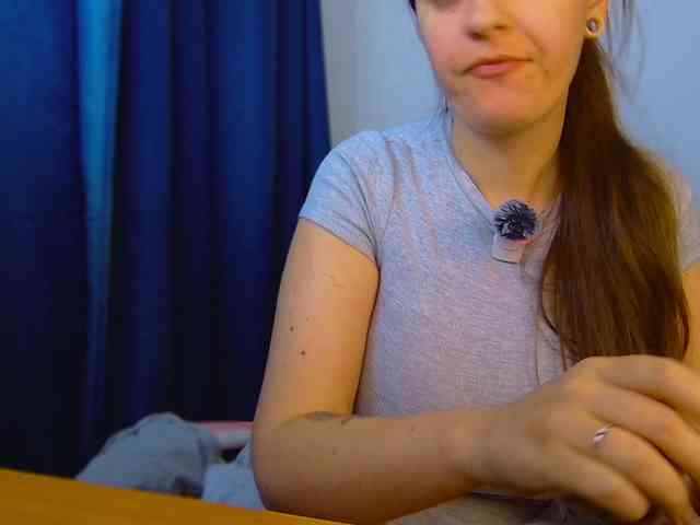 ann-mikele webcam