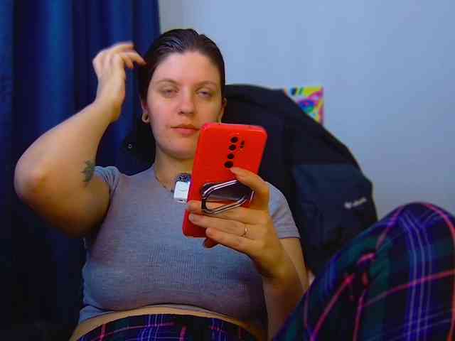 ann-mikele webcam