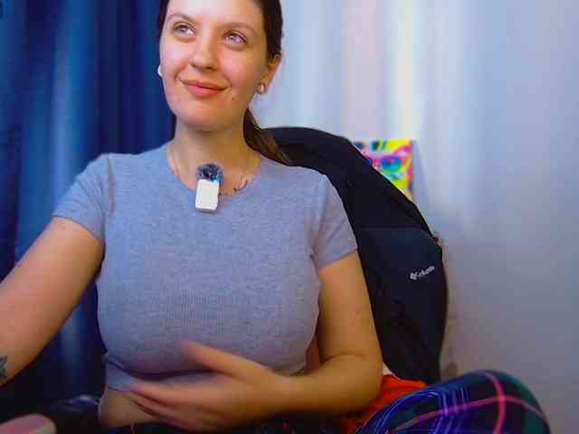 ann-mikele webcam