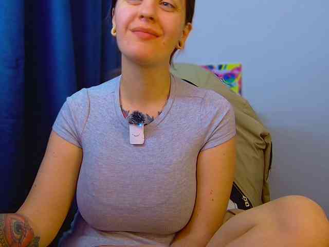 ann-mikele webcam