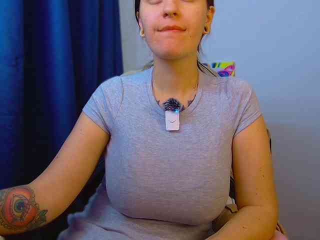 ann-mikele webcam