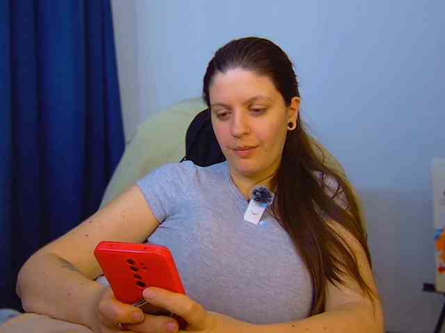 ann-mikele webcam