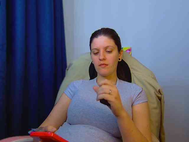 ann-mikele webcam