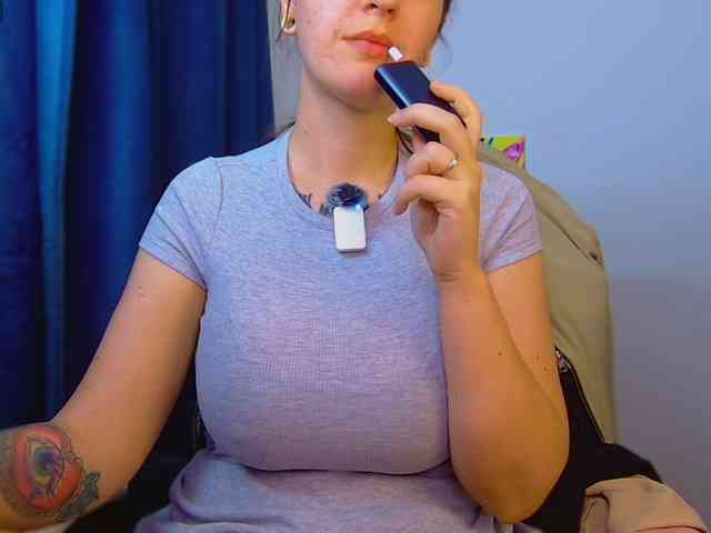 ann-mikele webcam