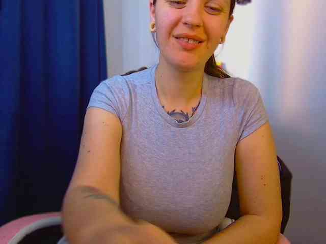 ann-mikele webcam