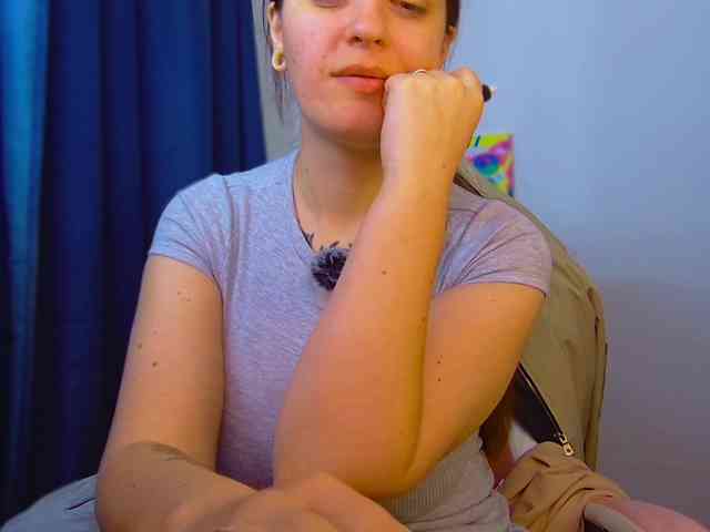 ann-mikele webcam
