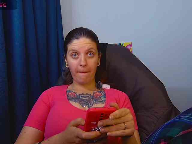 ann-mikele webcam