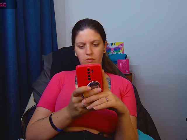 ann-mikele webcam