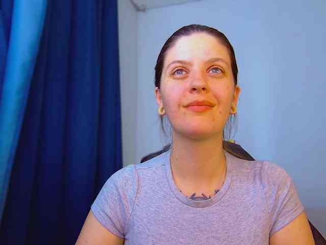 ann-mikele webcam
